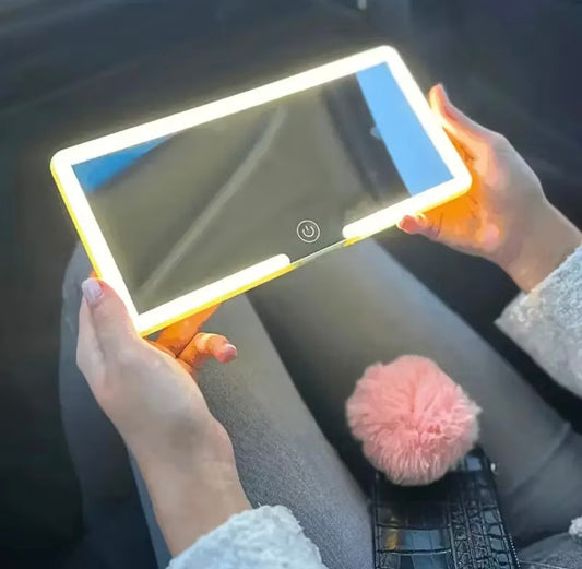 ￼Espelho De Carro Com 3 Modos De Luz E 60 LEDs Recarregável